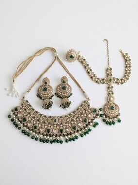 Emerald Green and Gold Kundan Necklace Bridal Set